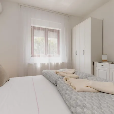 Villa Niko With Private Swimming Pool Zadar